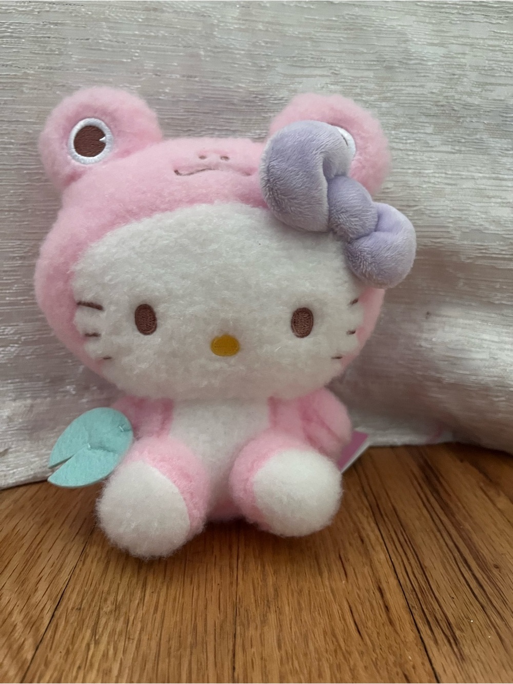 NEW Sanrio Hello Kitty Cat Pink Frog Suit Costume Plush NWT